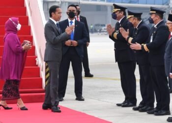 Presiden Jokowi dan Ibu Iriana Tiba di Tanah Air Usai Lawatan ke Empat Negara