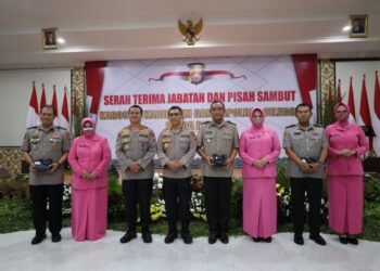 Usai Sertijab, Karoops Polda Banten, Kabidkum Polda Banten dan Kapolres Cilegon Laksanakan Pisah Sambut