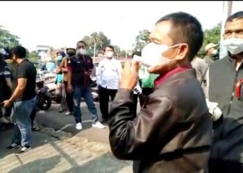 Warga Demo SMAN 3 Kota Tangerang, Sebab Apa?