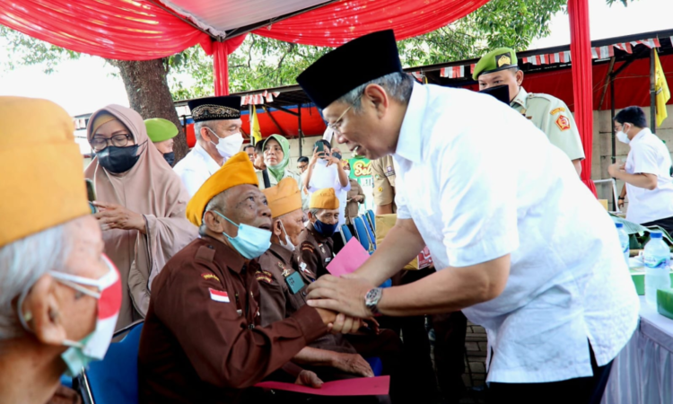 Benyamin Davnie Ajak Generasi Muda Teladani Perjuangan Veteran