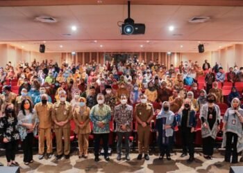 Gelar Seminar Nasional Gebyar Kemerdekaan Bagi Tenaga Pendidik, Pilar Saga Ichsan Apresiasi Sinarmas Land