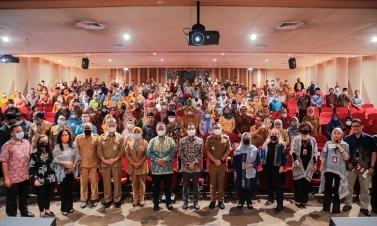 Gelar Seminar Nasional Gebyar Kemerdekaan Bagi Tenaga Pendidik, Pilar Saga Ichsan Apresiasi Sinarmas Land