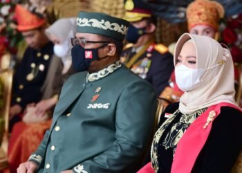 Ragam Baju Adat Sejumlah Menteri Kabinet Indonesia Maju