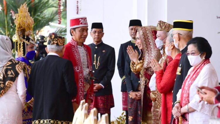 Ragam Baju Adat dan Harapan Sejumlah Menteri Kabinet Indonesia Maju