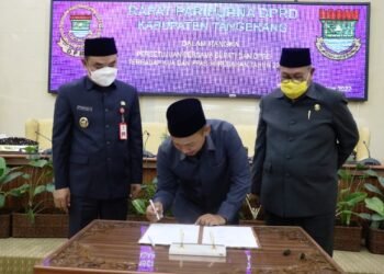 Tok! Anggaran APBD Perubahan Kabupaten Tangerang Disahkan