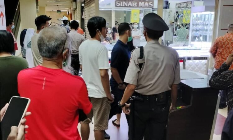 Perampokan di Toko Mas Sinar Mas ITC BSD, Pelaku Kabur Bawa Emas dan Lepaskan Tembakan