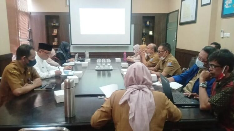 Menjadi Madrasah Adiwiyata itu Mudah dan Murah