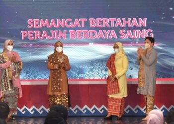 Ibu Iriana Jokowi Buka Pameran Kriyanusa Tahun 2022