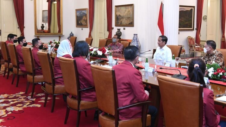 Pengurus FPTI Laporkan Kesiapan Kejuaraan Dunia Panjat Tebing kepada Presiden