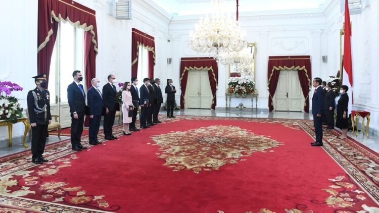 Presiden Jokowi Terima Surat Kepercayaan Delapan Duta Besar Negara Sahabat