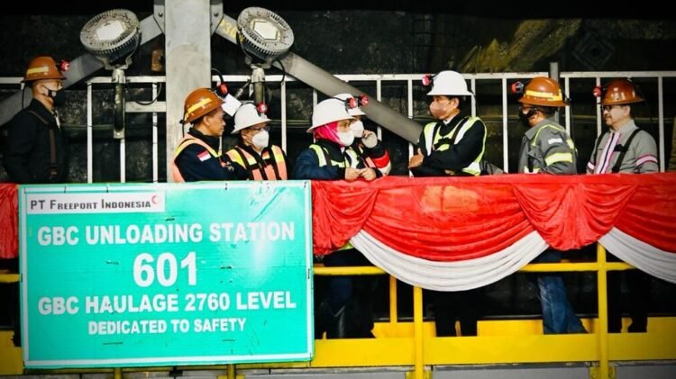 Presiden Saksikan Aktivitas Penambangan Tambang Tembaga Bawah Tanah di Mimika