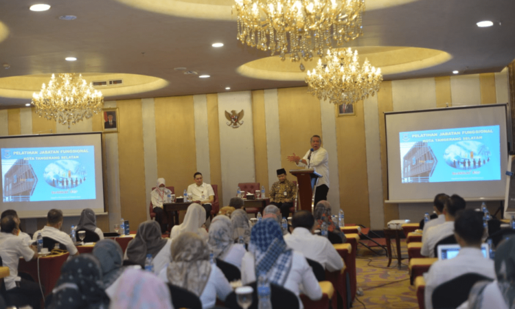 Buka Pelatihan Jabfung, Benyamin Davnie: Pejabat Fungsional Harus Kreatif dan Inovatif