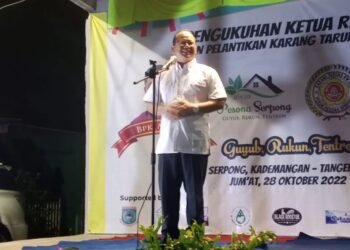 Ketua DPRD Hadiri Pelantikan RW dan Karang Taruna 08 Kademangan