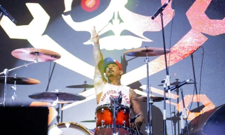 Tsouth Kulture, Superman Is Dead Sukses Hibur Ribuan Penonton di Tangsel