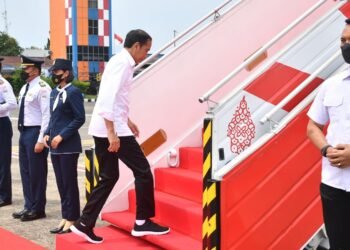 Bertolak Menuju Batang, Presiden akan Lakukan Groundbreaking Pabrik Pipa