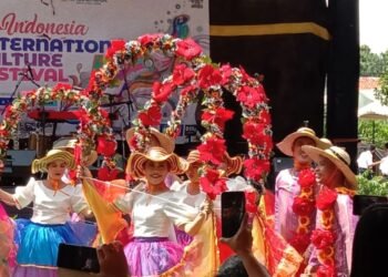 IICF 2022 Labschool Cirendeu Diikuti Ratusan Peserta