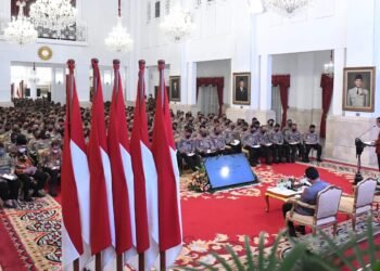 Presiden Jokowi Dorong Polri Kerja Keras Kembalikan Kepercayaan Masyarakat