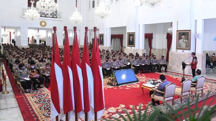 Presiden Jokowi Dorong Polri Kerja Keras Kembalikan Kepercayaan Masyarakat