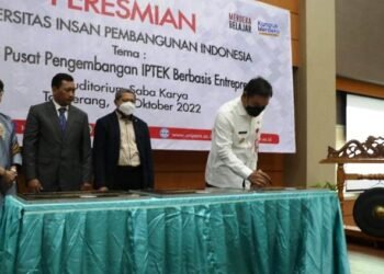 Resmikan Kampus UNIPI, Mad Romli: Pendidikan Bukan Hanya Tanggung Jawab Pemerintah