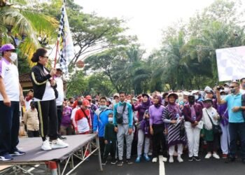 Sambut HUT ke-390 Tahun, Ribuan Warga Tangerang Ikut Jalan Santai