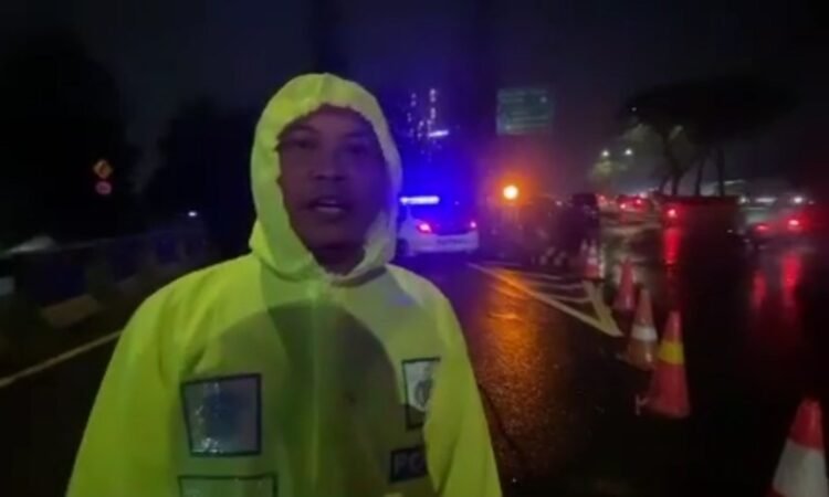 Tol Serpong-Pondok Aren KM 08 Kembali Terendam Banjir, Arus Lalu Lintas Dialihkan