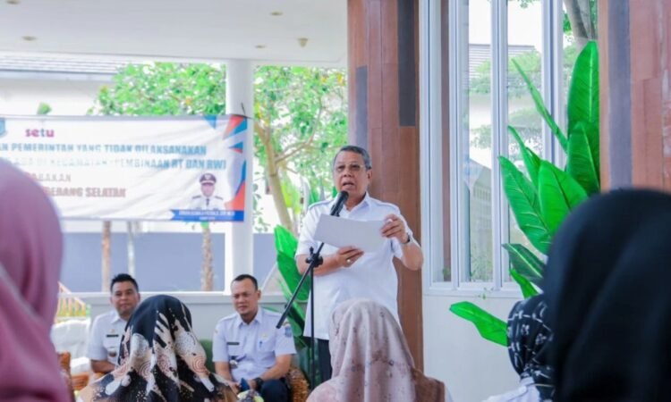 Benyamin Davnie: RT dan RW Harus Jadi Jembatan Bagi Masyarakat dan Pemerintah