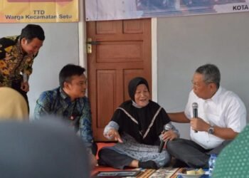 Terima Bantuan Bedah Rumah dari Pemkot Tangsel, Warga: Terima Kasih Pak Wali