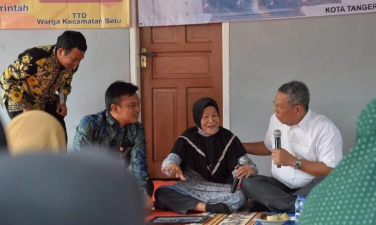 Terima Bantuan Bedah Rumah dari Pemkot Tangsel, Warga: Terima Kasih Pak Wali