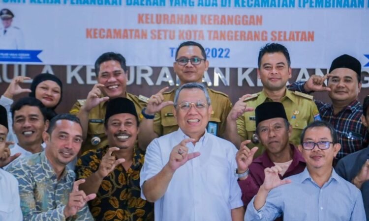 Benyamin Davnie Minta RT dan RW Mengetahui Secara Detail Tentang Warganya