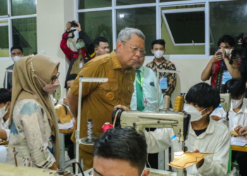 Buka Pelatihan Keterampilan, Benyamin Davnie: Untuk Lahirkan Pelaku Usaha Baru