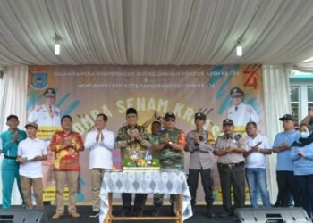 HUT ke-74 Kelurahan Pondok Aren, Benyamin Davnie: Terus Jaga Kekompakan