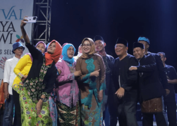 Wali Kota Benyamin Davnie Tutup Festival Budaya Betawi Tangsel
