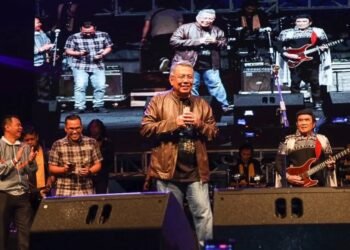 Bersama Rhoma Irama, Wali Kota Benyamin Davnie Sukses Hibur Ribuan Penonton di Pesta Rakyat Tangsel