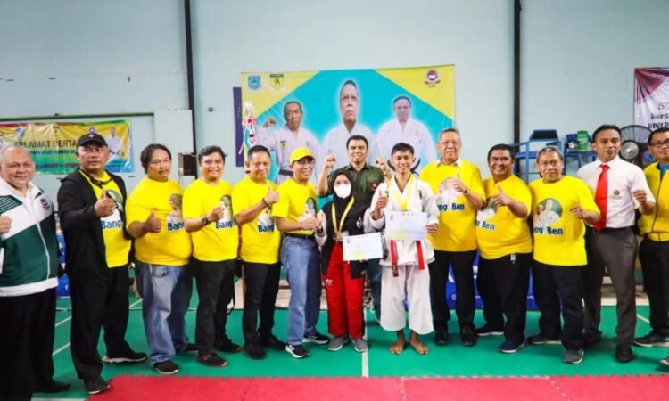 Lahirkan Atlet Berprestasi dan Andal, Benyamin Davnie Buka Kejuaraan Karate Piala Wali Kota Tangsel