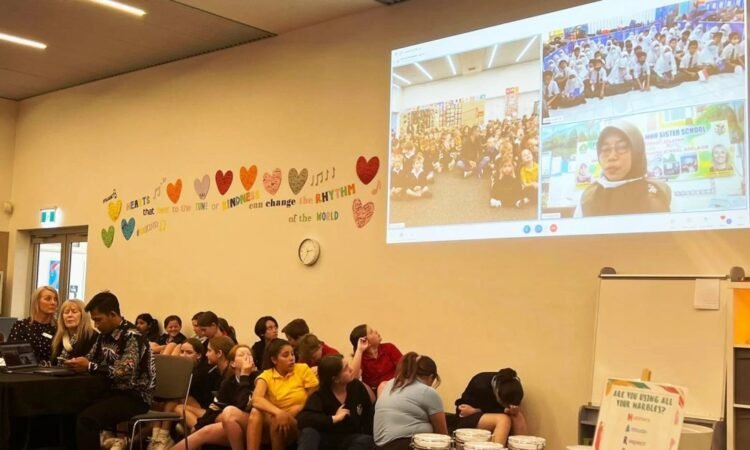 MIN 2 Tangsel Kembali Tandatangani MoU dengan St John the Apostle School Australia