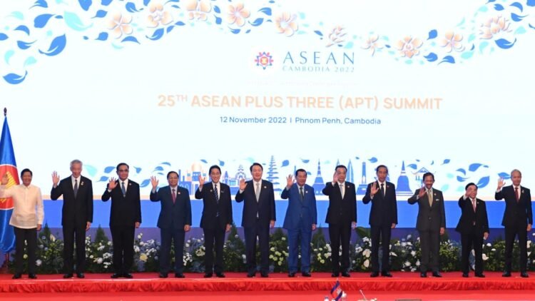 Presiden Jokowi Dorong Pemimpin ASEAN Plus Three Bersatu Hadapi Krisis