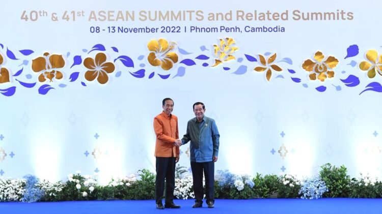 Presiden Jokowi Hadiri Jamuan Makan Malam PM Kamboja