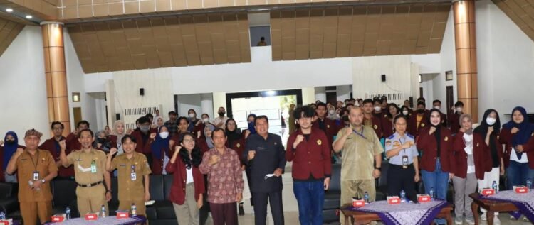 Sekda Terima Kunjungan Studi Lapangan Mahasiswa Fakultas Hukum Untirta