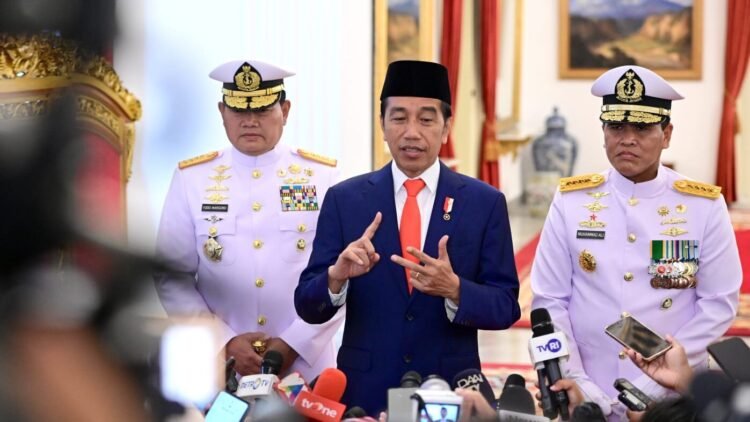 Lantik KSAL, Presiden Jokowi: Tingkatkan Kedaulatan Negara di Laut