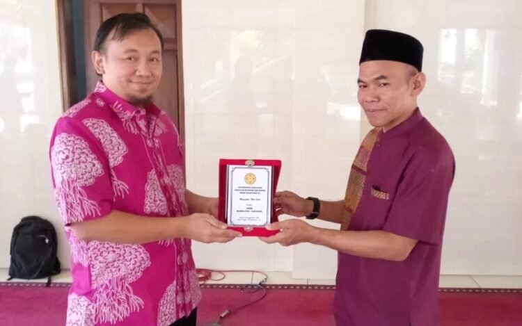 Membangun Ide Kreatifitas Berbasis Digital Marketing pada UKM di Bambu Apus Pamulang