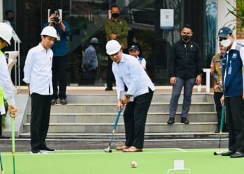 Momen Presiden Nonton Menteri Basuki dan Gubernur Jabar Main Gateball