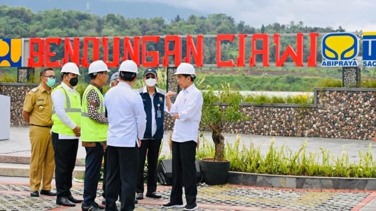 Resmikan Bendungan Ciawi, Presiden: Mampu Reduksi Banjir di Jakarta