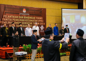 Pelantikan PPK Tangsel, Benyamin Davnie Harap Pelaksanaan Pemilu Berjalan Sesuai Aturan