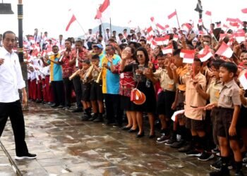 Lagu “Kota Manado yang Kucintai” Sambut Kedatangan Presiden Jokowi di Bunaken