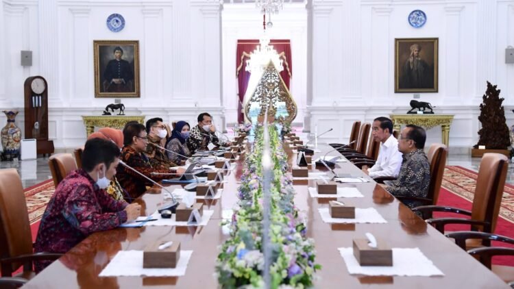 Presiden Jokowi Apresiasi Rampungnya Peta Jalan Hilirisasi