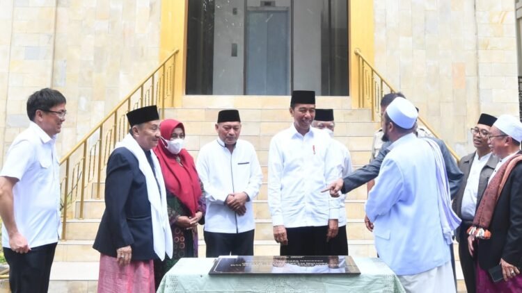 Presiden Resmikan Penataan Kawasan Masjid Ahmad Yani Kota Manado