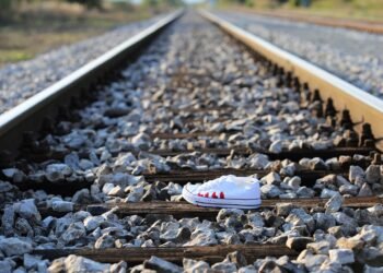 Pria Tewas dengan Kepala Hancur Tersambar Kereta Api di Ciputat