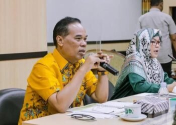 Komisi III Bersama DPRD Banten Rapat Kerja dengan Bapenda