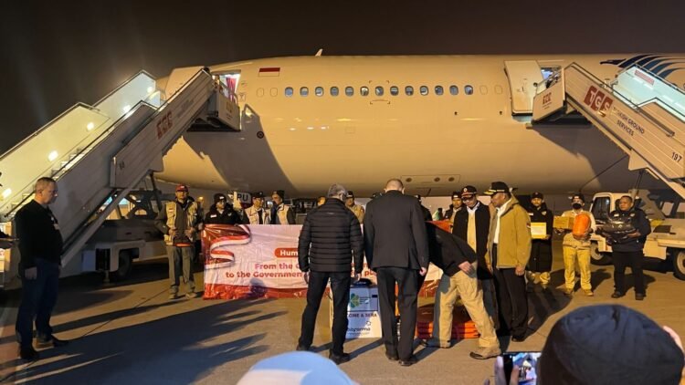 Pesawat Pembawa Bantuan Kemanusiaan Indonesia Tiba di Adana Turki