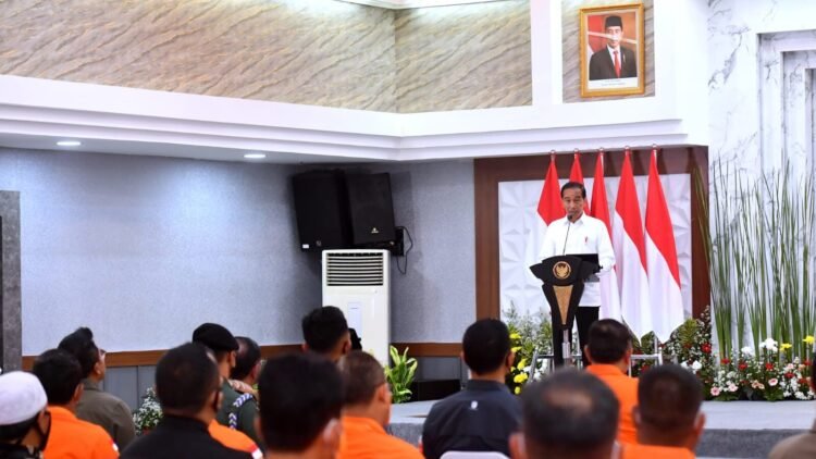 Presiden Jokowi Apresiasi Kecepatan Respons Basarnas di Lapangan